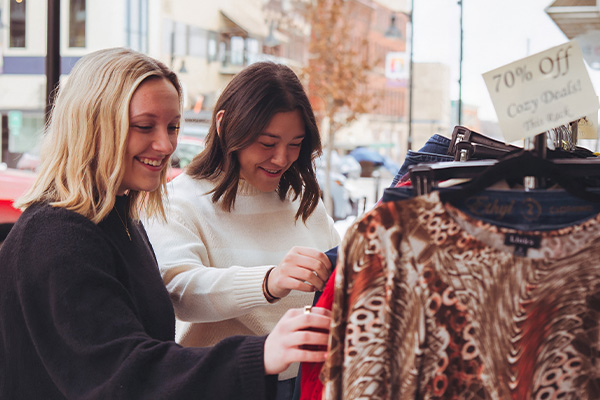 Section Image - Downtown Shopping - Gal Pals