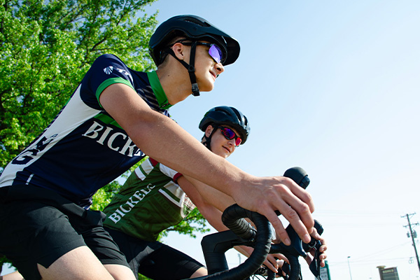 Section-Image-Outdoors-Cycling2